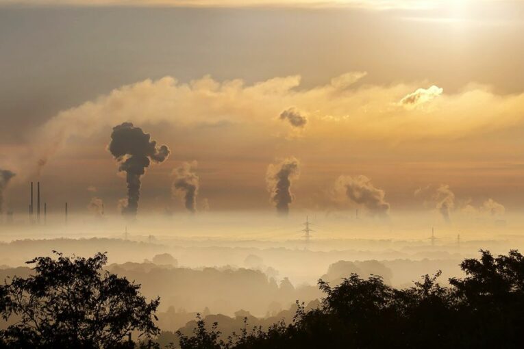 New approach for atmospheric pollution particle sampling uses neutrons