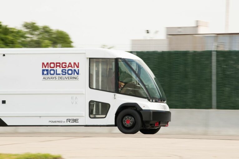 EAVX and Morgan Olson reveals Class 5 walk-in Step Van Body
