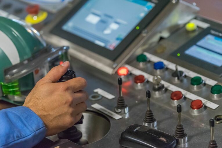 Scientists model 5G factory of the future