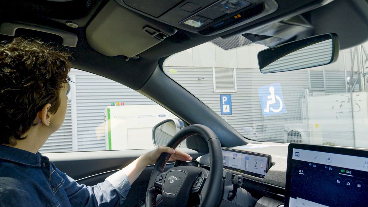 Ford trials Robot Charging Station for disabled drivers
