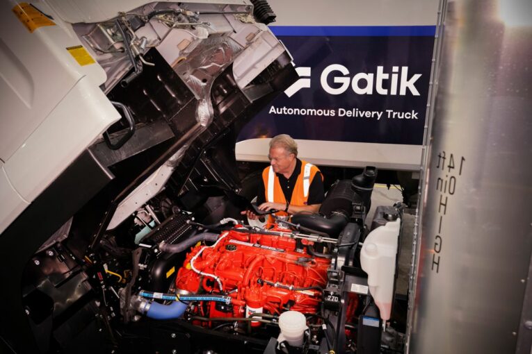 Cummins’ Advanced Powertrain combined with Gatik's Autonomous Driving Tech
