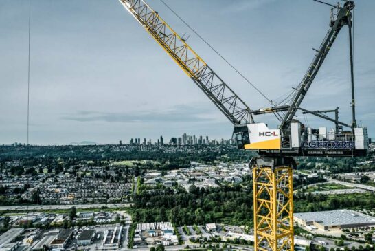 Liebherr crane reaches for the heights on 182 metre skyscraper project in Canada