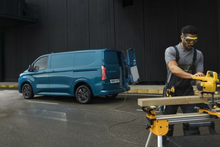 Ford-Pro electric E-Transit Custom set to drive small business EV revolution