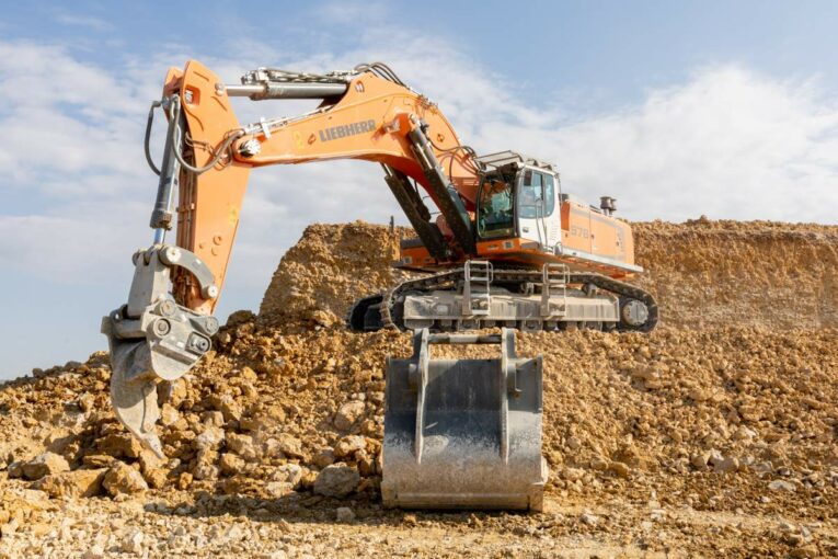 Liebherr 50-tonne Crawler Excavators establishing themselves in the French market