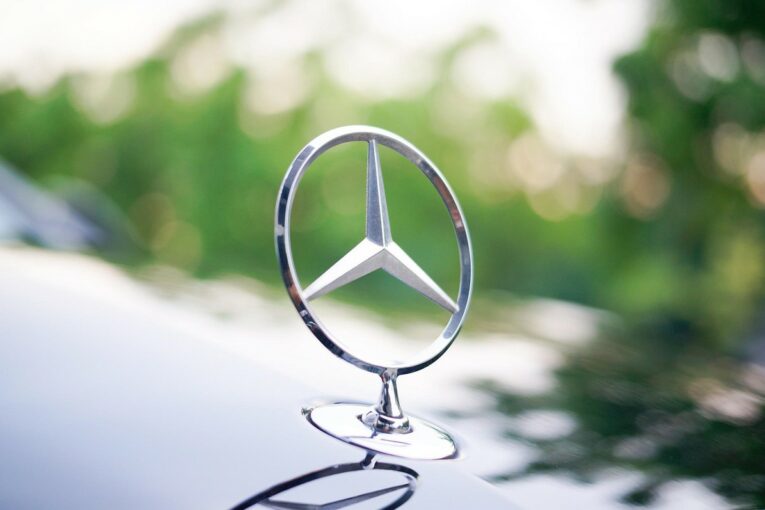 Mercedes-Benz Vans and Rivian partner on Electric Van production