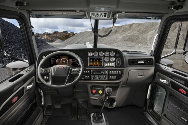 Peterbilt creates new ecosystem of Connected Products with Platform Science