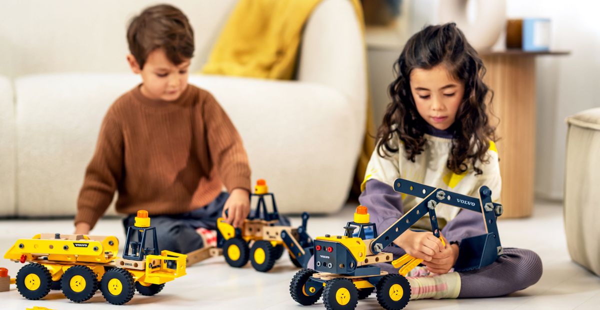 VolvoCE and BRIO AB join forces to inspire budding engineers