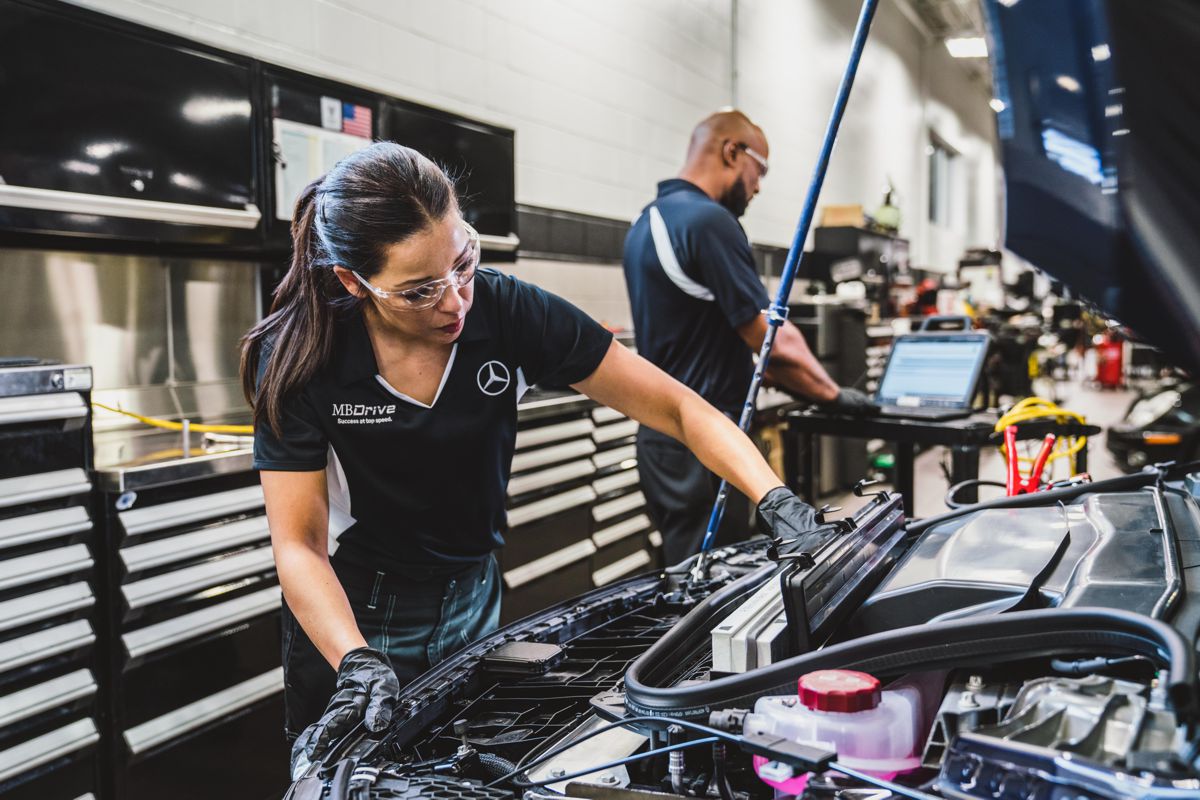 Mercedes-Benz USA's new Technician Programs to help students jumpstart careers