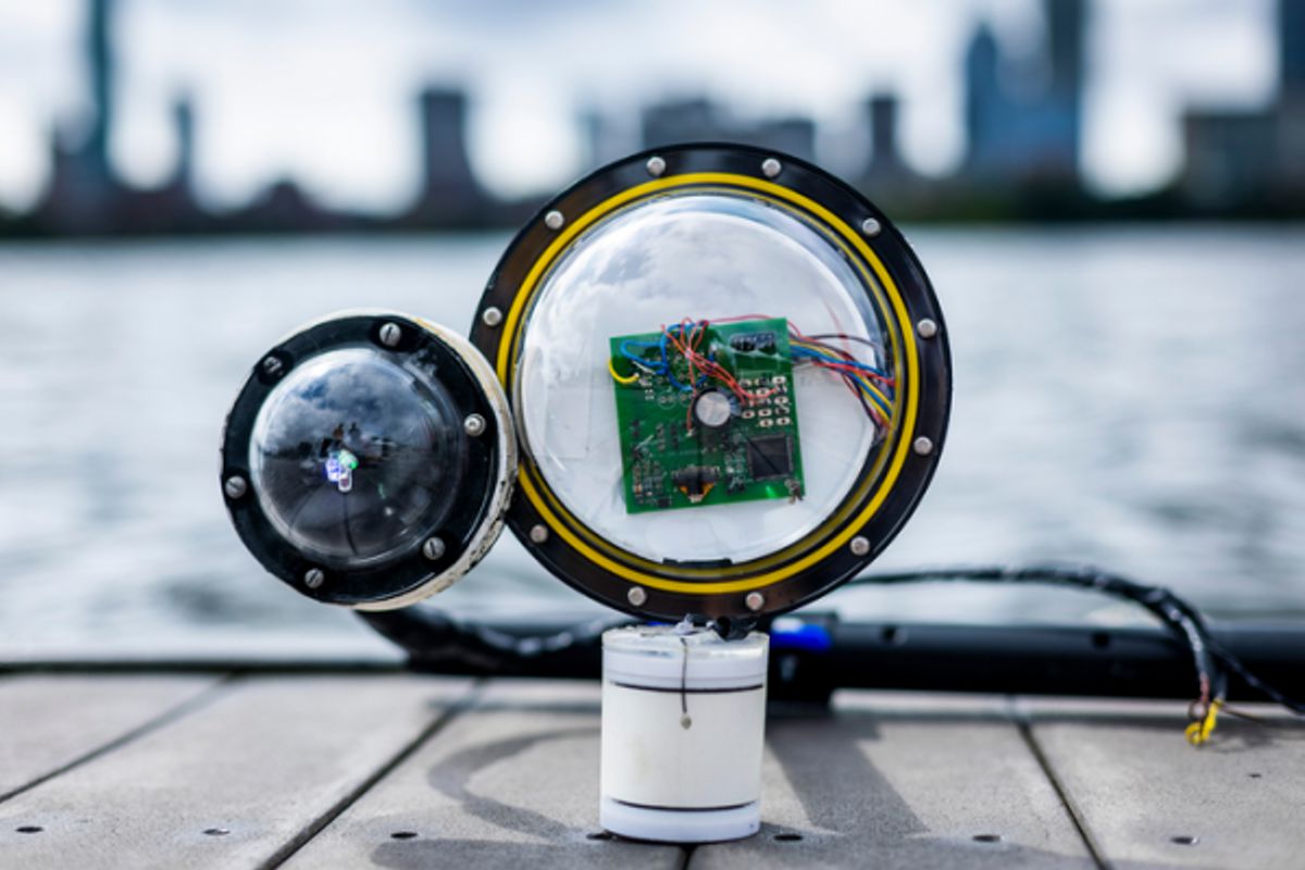 MIT invents a wireless, battery-free, underwater camera