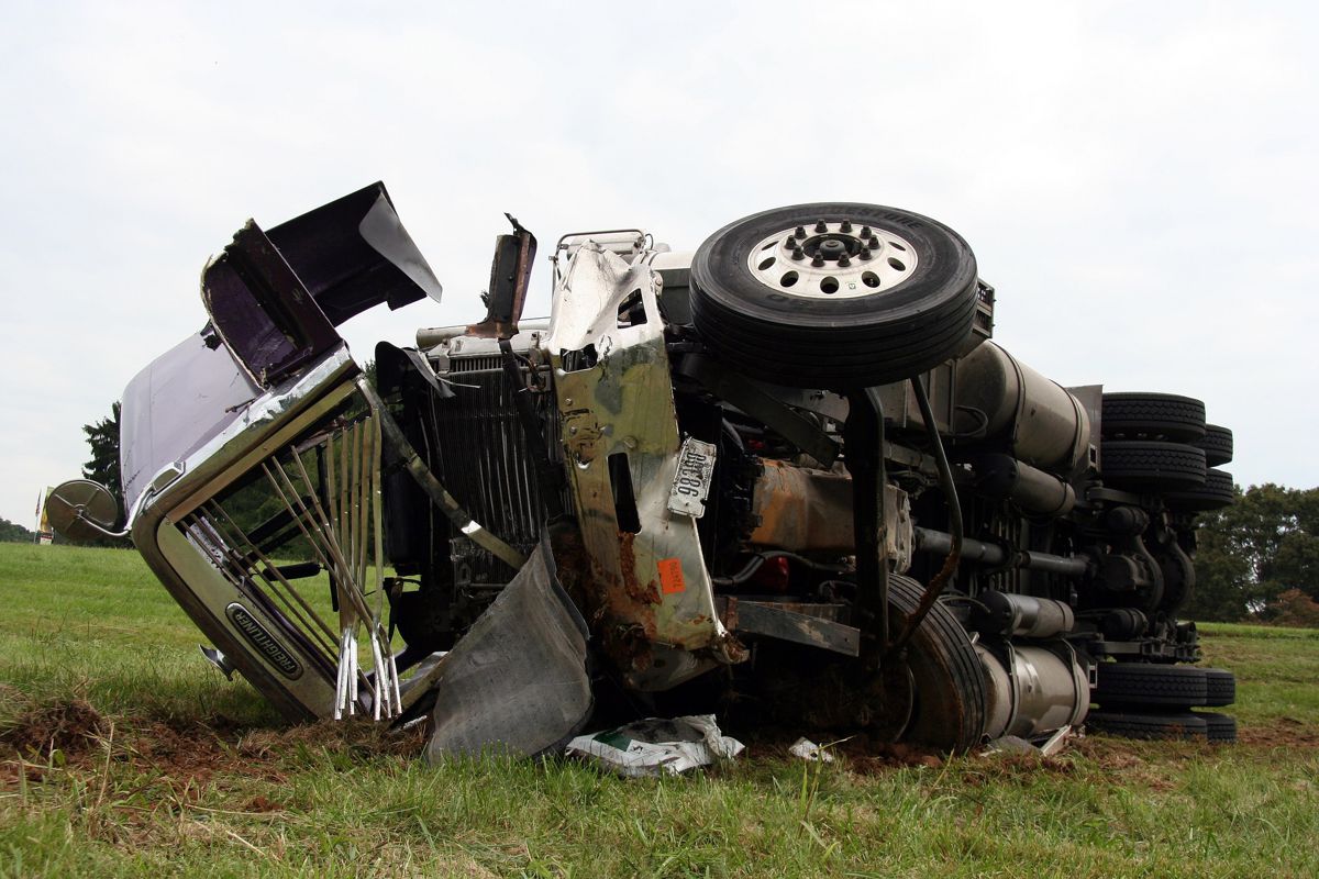 What NOT to do after a Truck Accident