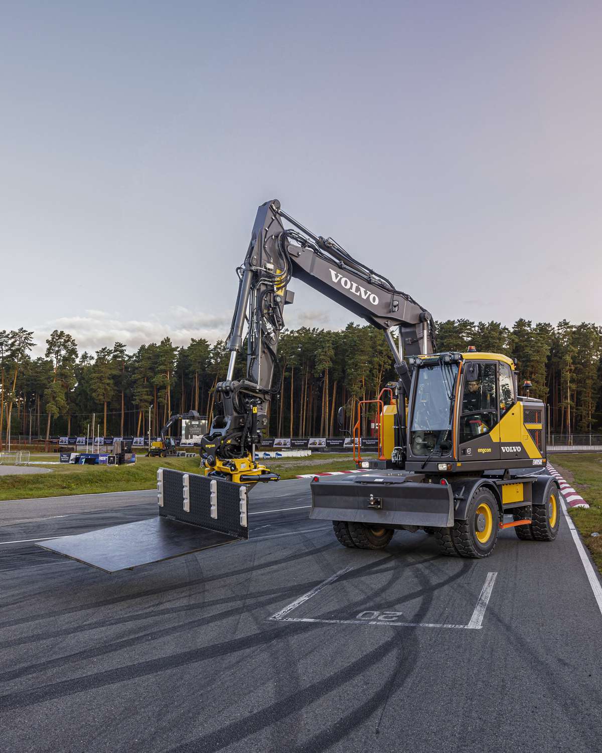 VolvoCE elevates Motorsport Safety with Electric Car Recovery Solution