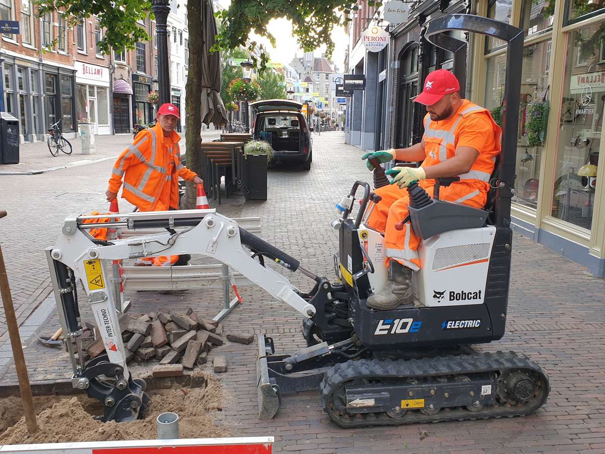Willemsen Infra champions Electric Machines with a Bobcat E10e