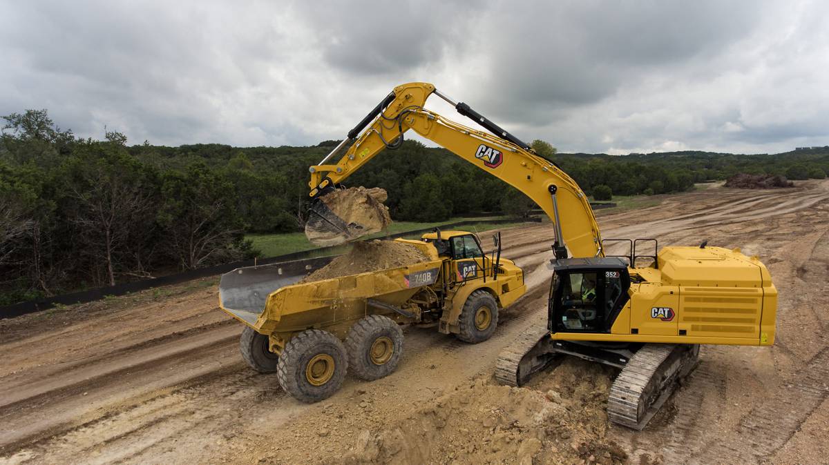 New Cat 352 Excavator delivers power for bigger jobs