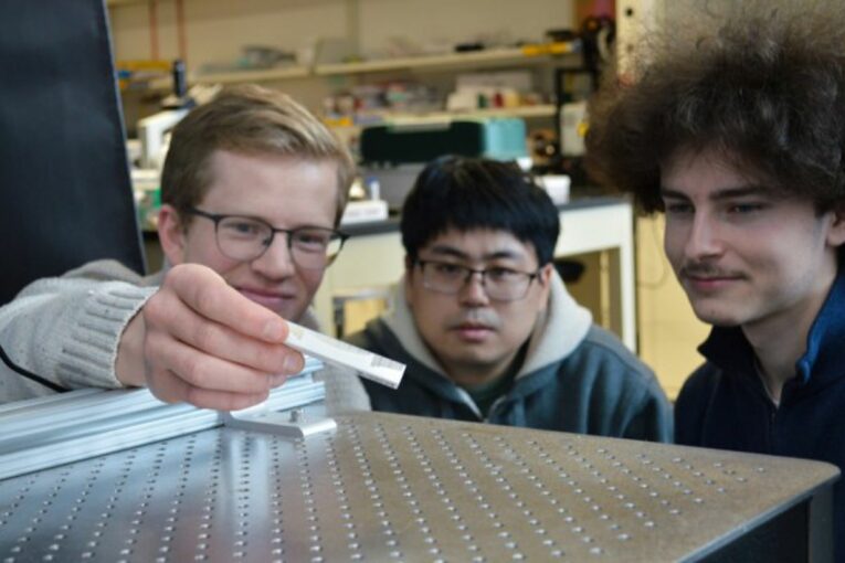 Minnesota Researchers use ultrasound to manipulate objects