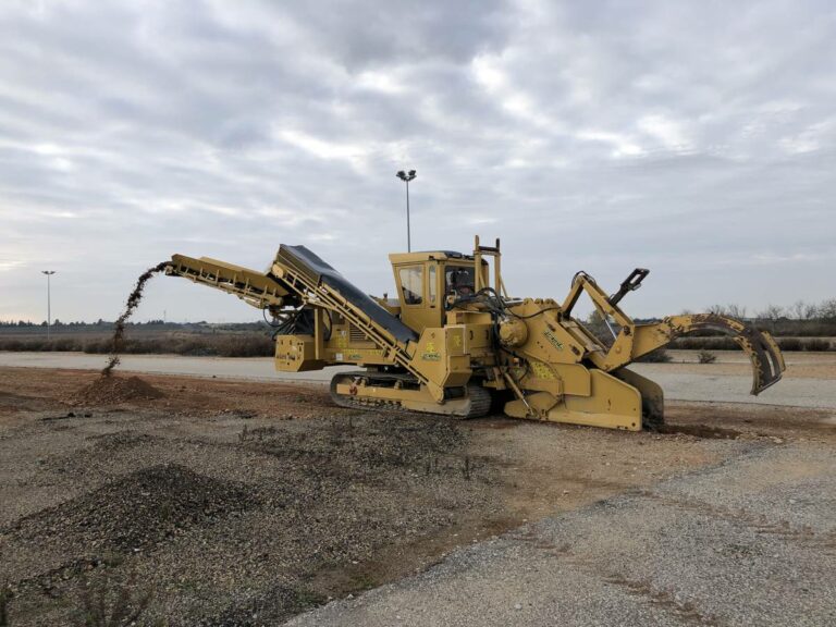 Mastenbroek to launch the Bulldog Utility Trencher at Conexpo