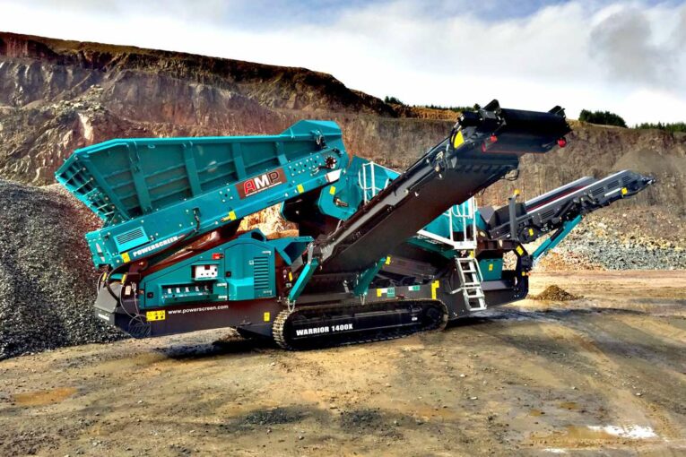 JCB Engines to drive Powerscreen Screening Plant