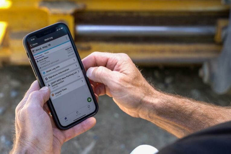 B2W Software Employee App wins Constructech Top Products Award