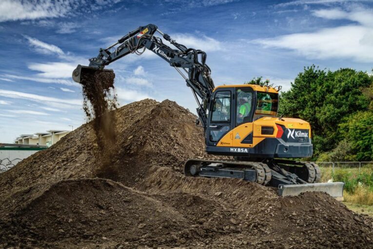 Kilmac expands with small and mighty Hyundai HX85A Excavators