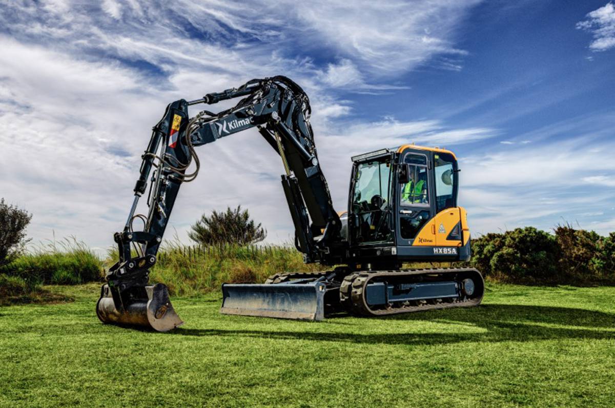 Kilmac expands with small and mighty Hyundai HX85A Excavators