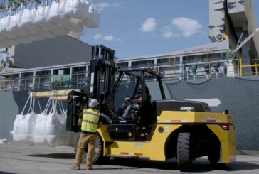  Wiggins Lift to power Hydrogen-Electric eBull Forklift with Loop Energy