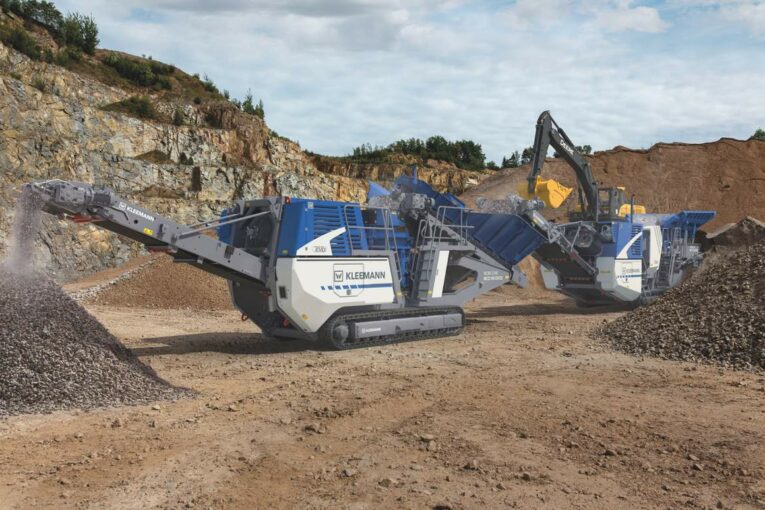 Kleemann Crushing Plant Intelligent line coupling now even safer via radio