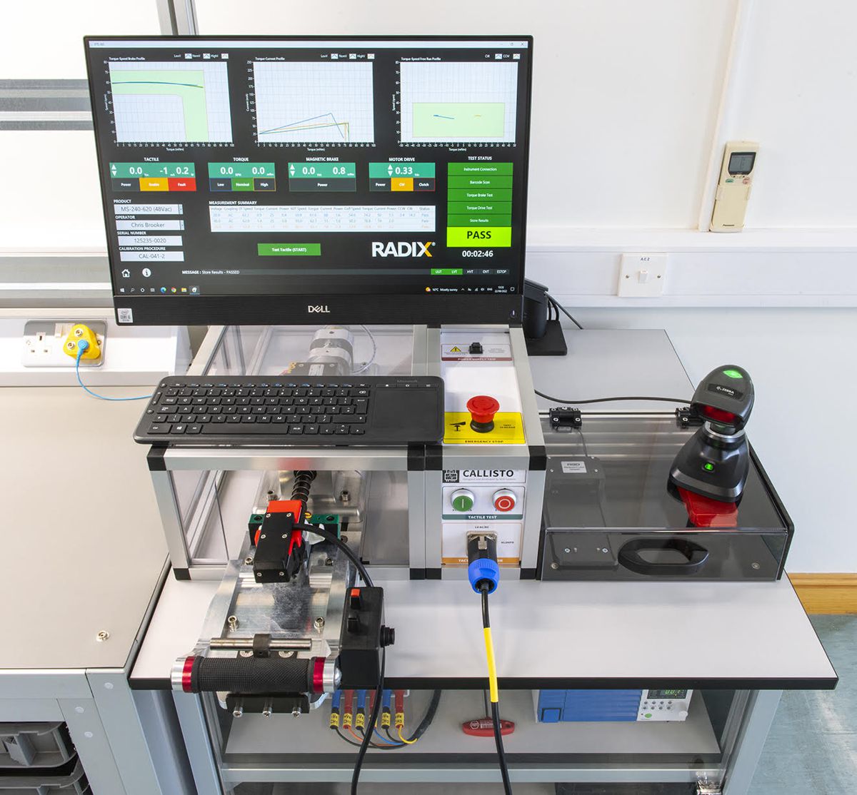 Improving the performance of Traffic Light Tactile Indicators