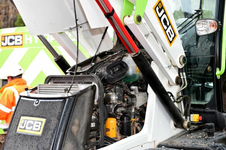 JCB celebrates International Hydrogen Technology debut at Conexpo
