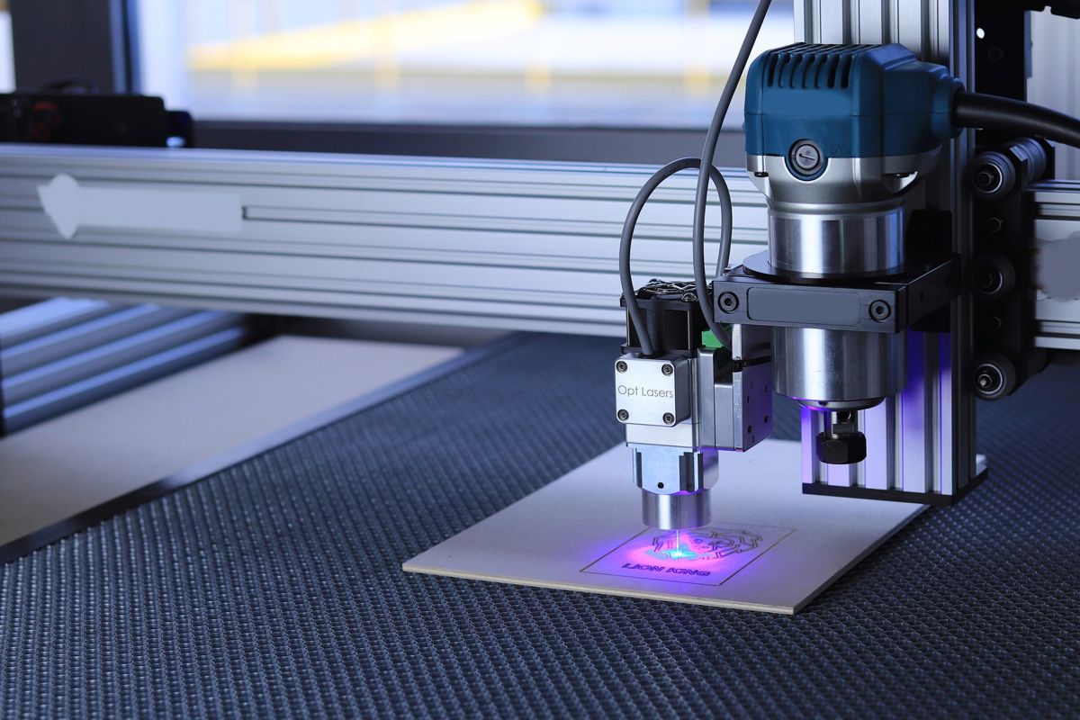 How laser marking streamlines the expansion of the robotics industry