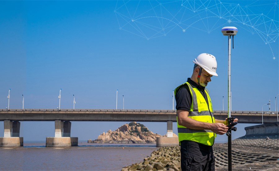 The i83, the 1408-channel multi-band IMU-RTK GNSS receiver, provides unparalleled productivity for GNSS measurements, stakeout surveys, and other typical construction tasks.