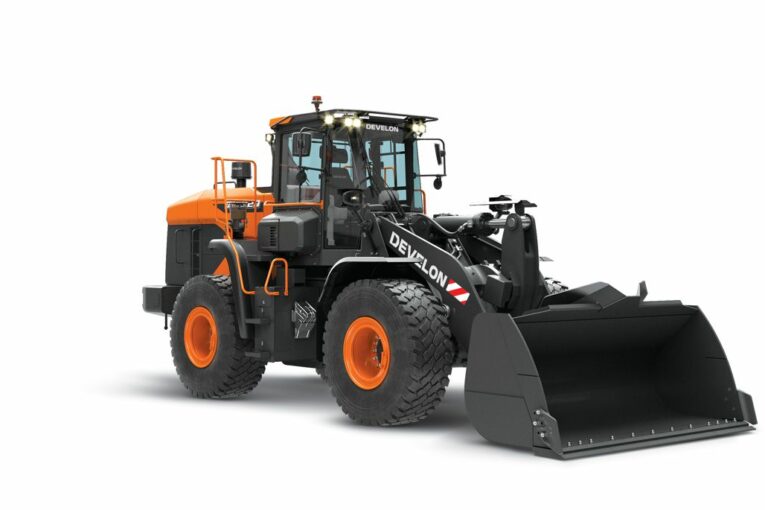 DEVELON celebrates Top 10 North American Dealers of 2022