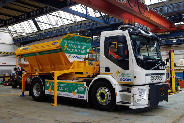 Ringway trials Econ Electric E-QCB 19 tonne Volvo FEE 4x2 Chassis