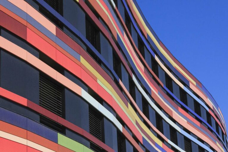 Customer Relationship Management and Risk Management in Architectural Projects