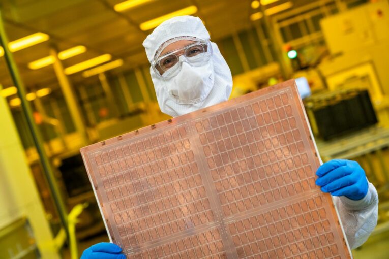 Intel's new Glass Substrates to meet demand for more powerful Computing Power