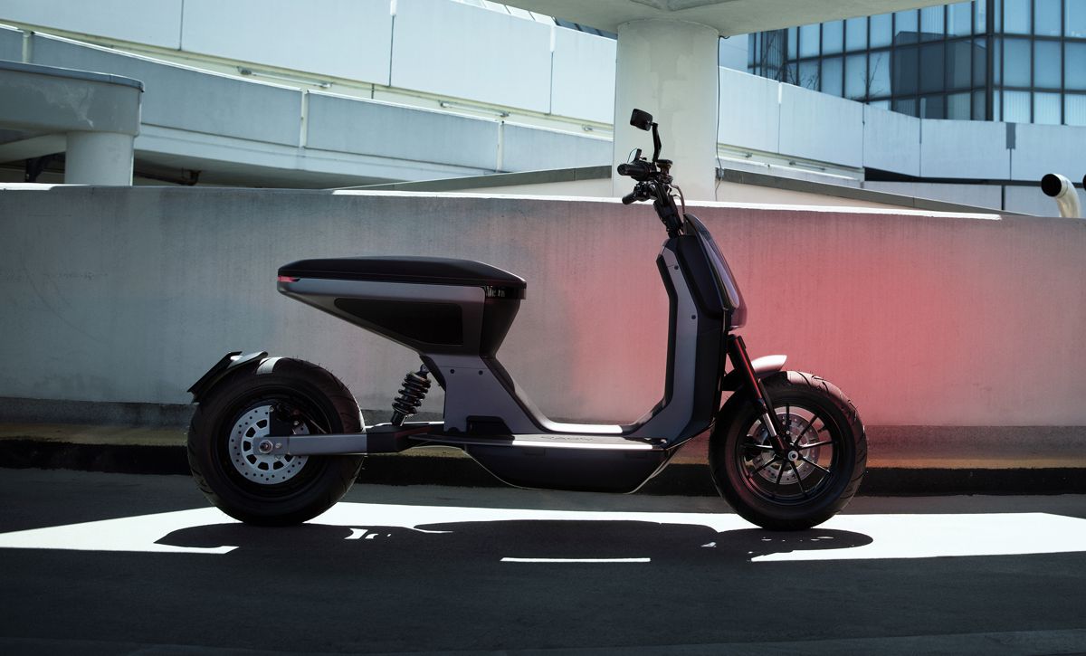 NAON shows off their LUCY Electric Scooter concept