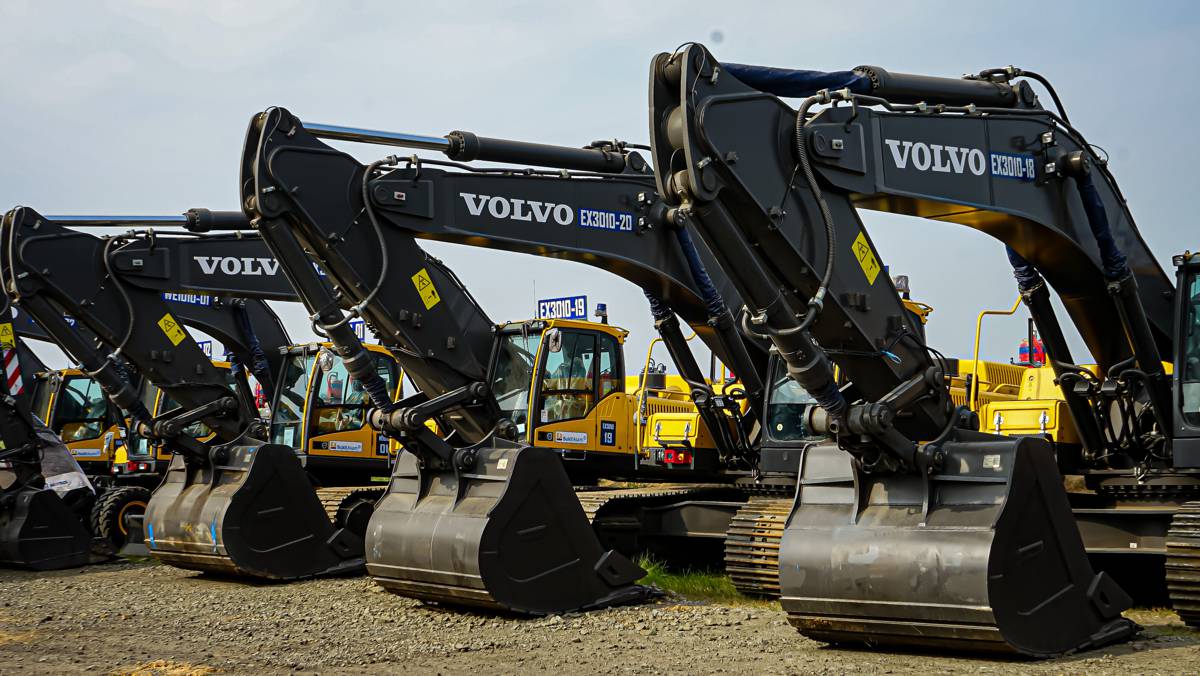 VolvoCE boosts presence in Indonesia with PTBA-ITU Excavator deal