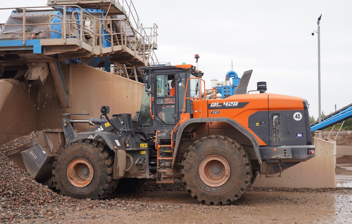 ASH Group invests in efficiency and safety with new Develon Wheel Loaders