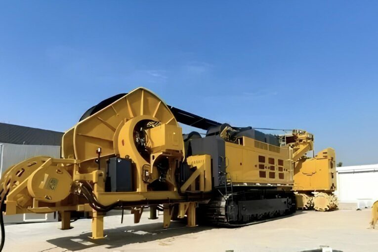 XCMG successfully trials Vertical Milling Mining Machine