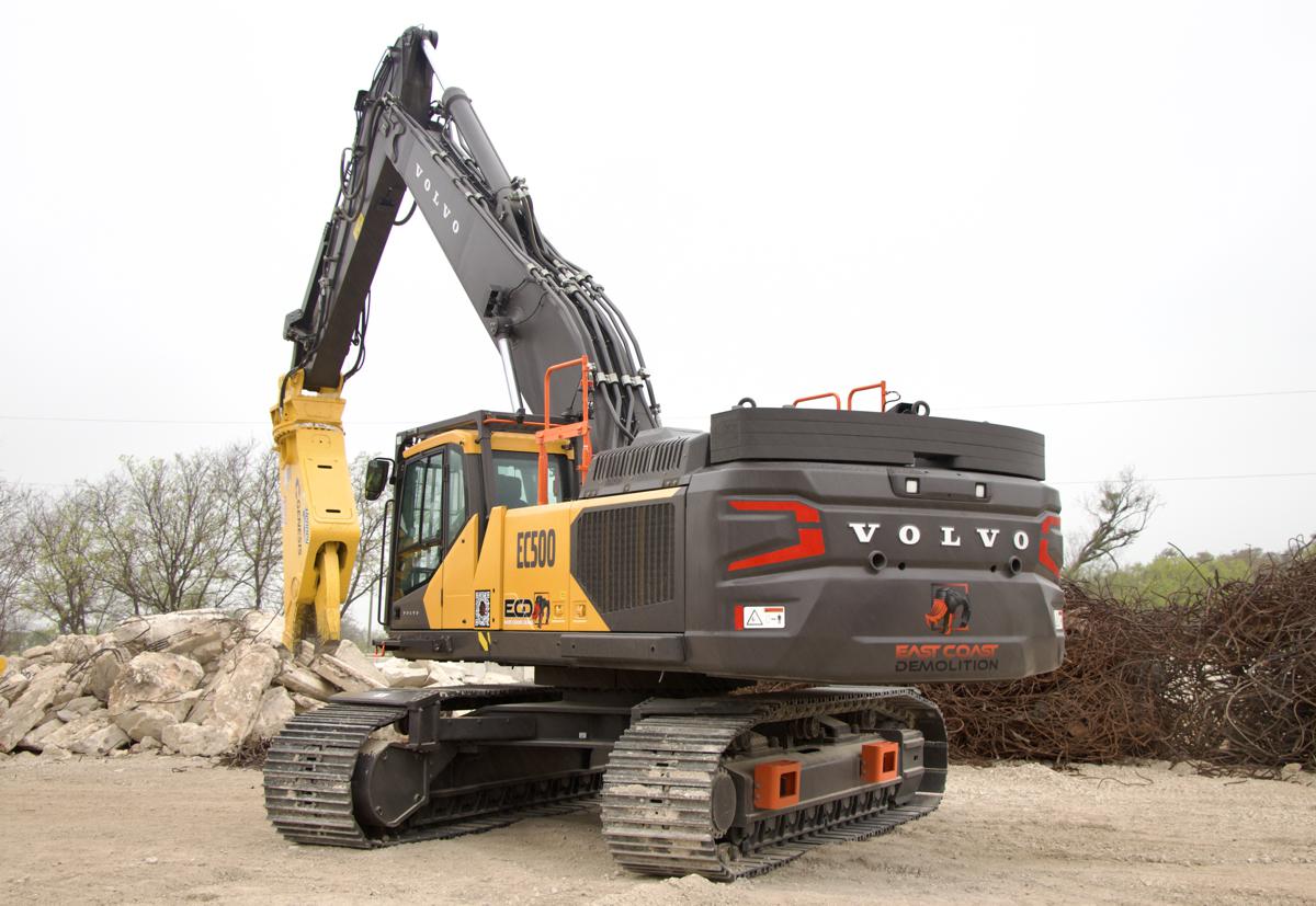 Reach further with VolvoCE Straight Boom Demolition Excavators
