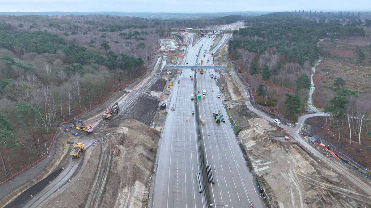 Demolition of M25 Motorway Bridge completed ahead of schedule