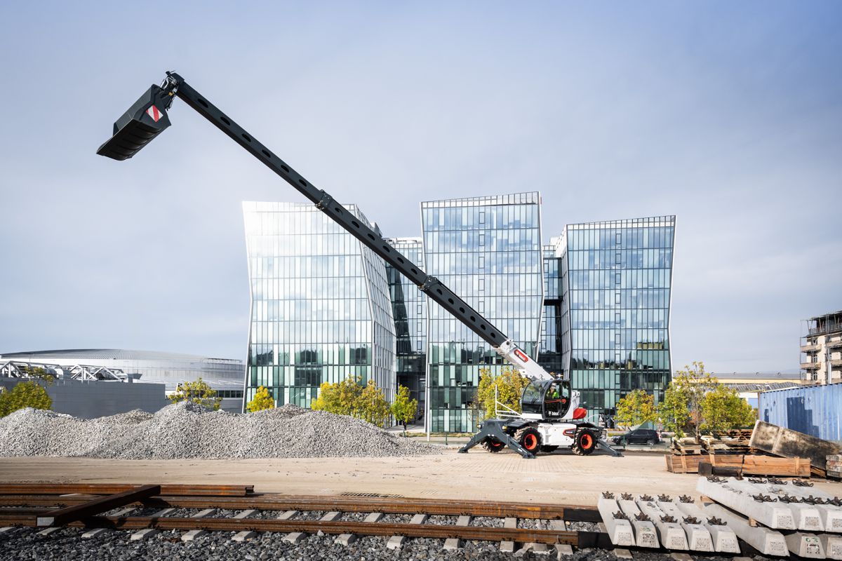 Bobcat launches new Rotary Telehandlers for EMEA Markets