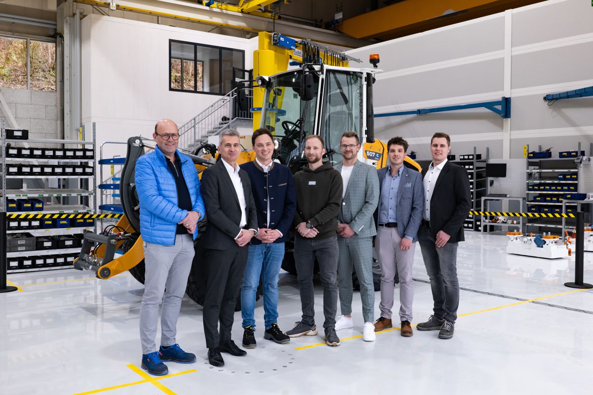 Liebherr commissions new Manufacturing Assembly Hall for Electric Wheel Loaders