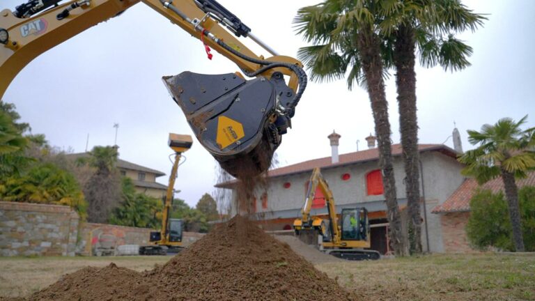 MB Crusher Compact Equipment debuts at Intermat 2024