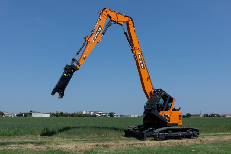 Develon announces new DX140RDM-7 Demolition Excavator