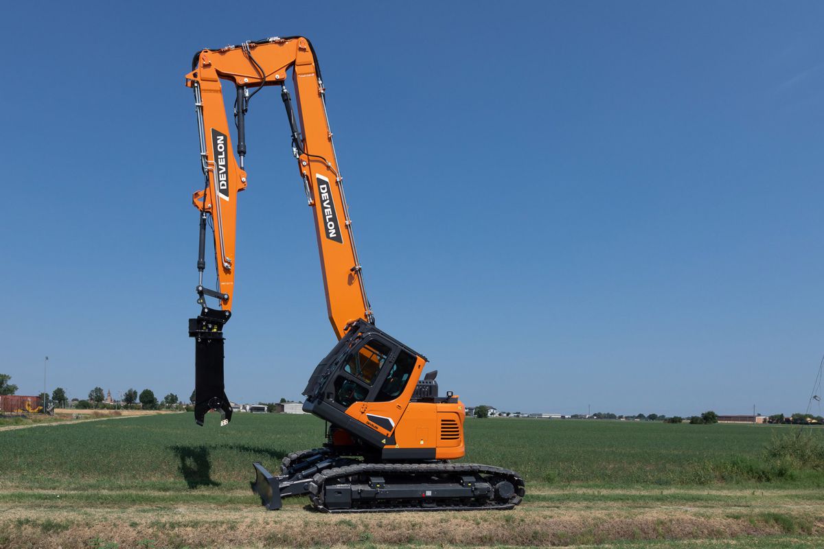 Develon announces new DX140RDM-7 Demolition Excavator