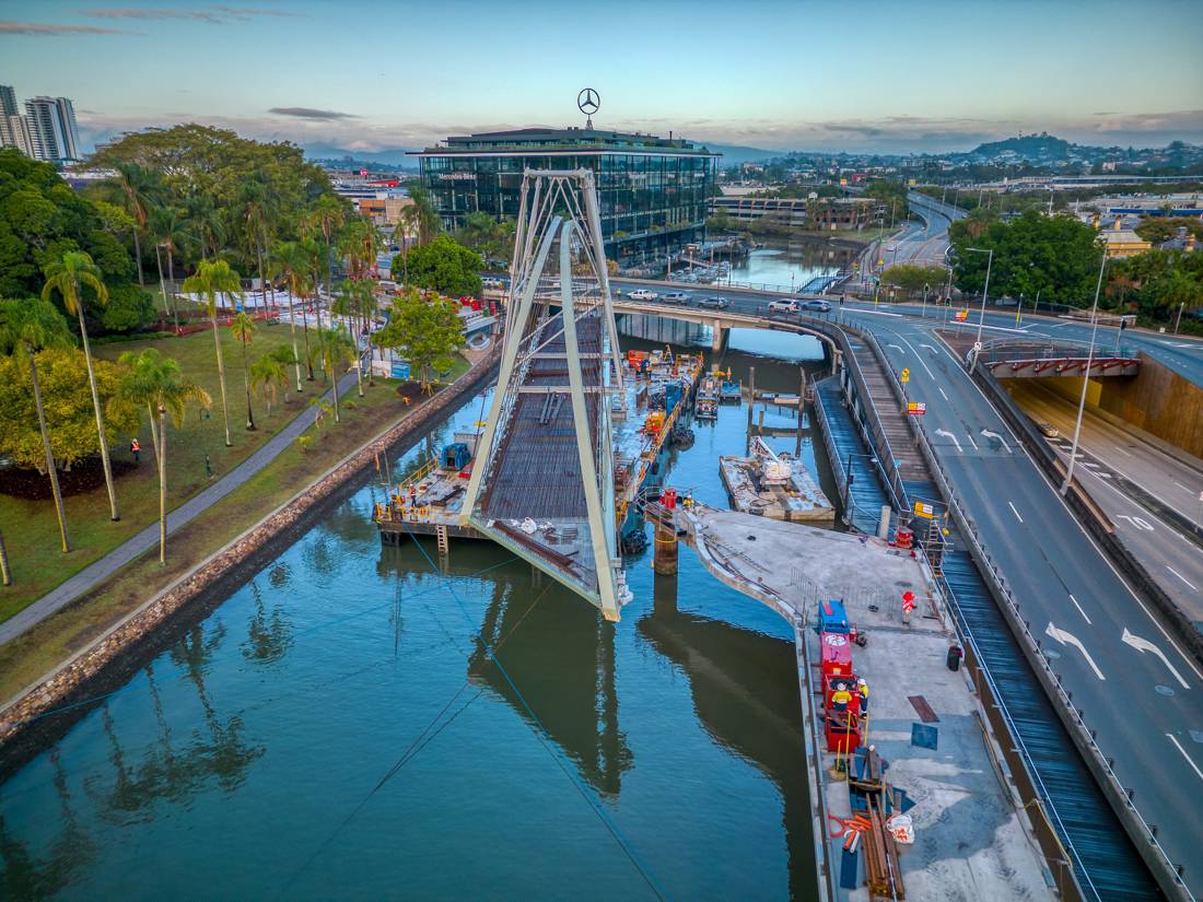 Mammoet makes Breakfast Creek Bridge Construction Swift and Seamless in Brisbane