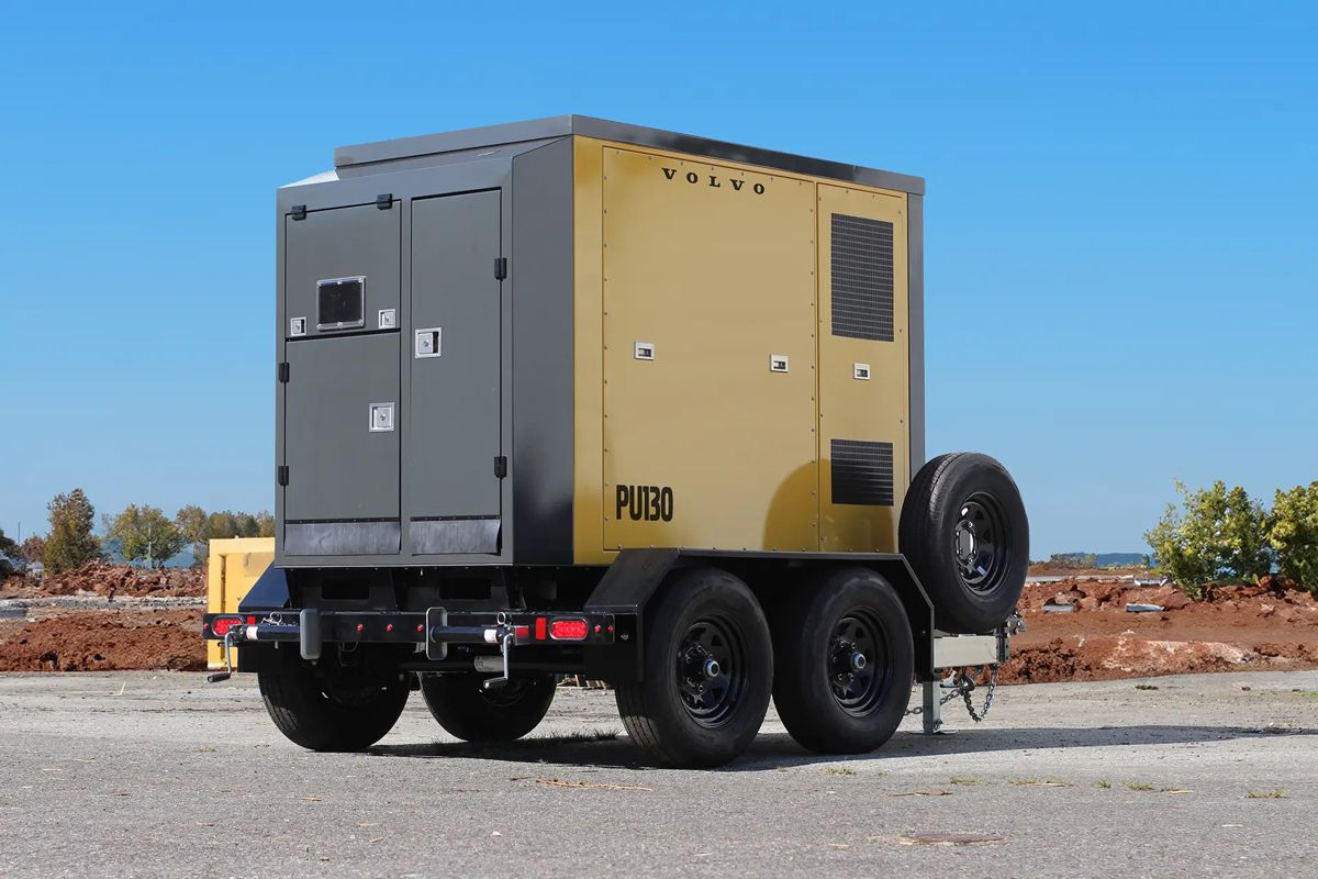 Portable Electric and VolvoCE unveil 48 Volt DC Fast-charging Mobile Battery System