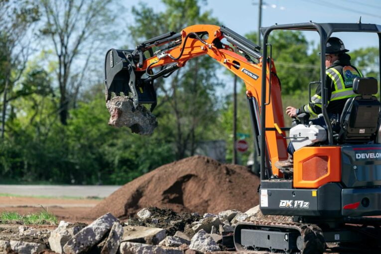 DEVELON announces tiny DX17Z-7 Mini-Excavator