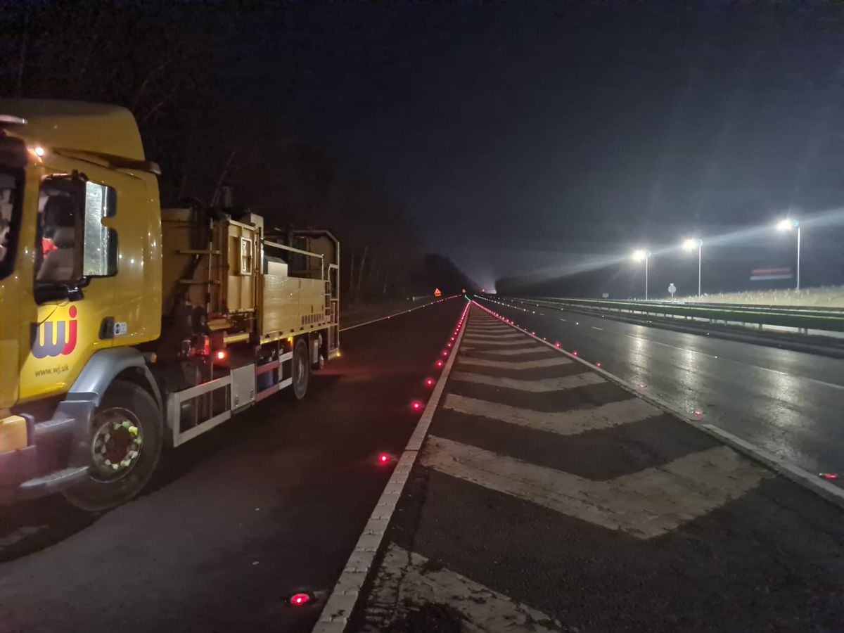 Increasing Driver Visibility on the A2 with Road Studs and Markings