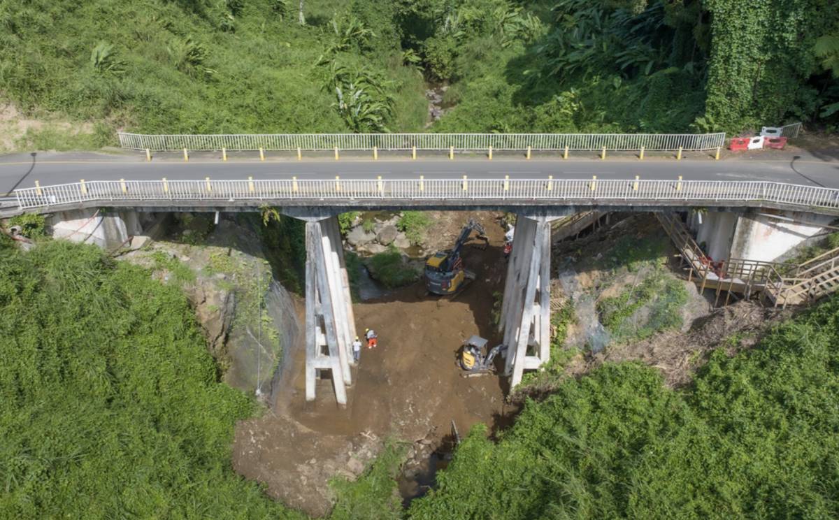 Altrad RMD Kwikform reinforces bridge in Saint-Claude, Guadeloupe