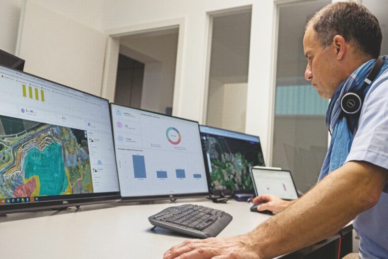 Caterpillar announces three new VisionLink Productivity Features